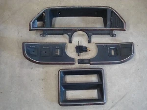 88 89 90 91 1987 OEM FORD F150 F250 F350 BRONCO CUADRO DE INSTRUMENTOS TABLERO MOLDURA - Imagen 1 de 7