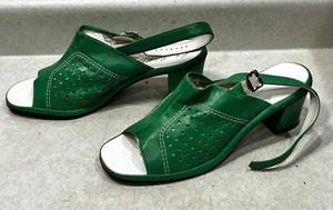 Vintage Marshall Field & Co Green Leather Heels Size 10 Never Worn - Picture 1 of 13