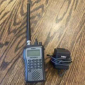 UNIDEN scanner radio TRUNK TRACKER III WORKS GREAT little use Tested! - Zdjęcie 1 z 5