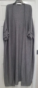 Made In Italy Übergröße 20 22 24 weiche graue Strick Kurzarm lange drapierte Strickjacke - Bild 1 von 4