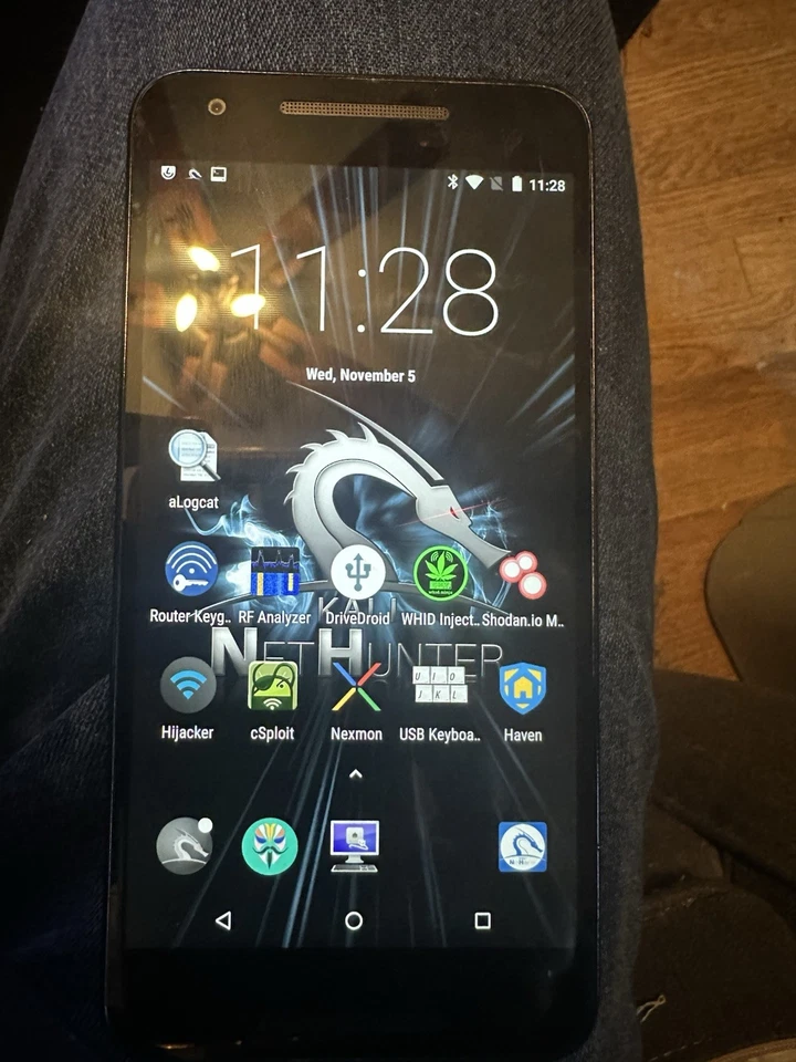 Unlocked Nexus 5x 32GB Rooted Lineage 15.1 Rom With Kali Nethunter De-Googlized - Image 1 of 4