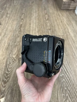 Cuerpo de cámara de formato medio Mamiya RZ67 Pro RZ-67 Pro II con pantalla de enfoque probado Foto 1 de 4