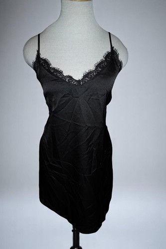 UNDERCOVER Abito slip in pizzo raso nero Francesca’s – Mini ispirato alla lingerie Y2K taglia M