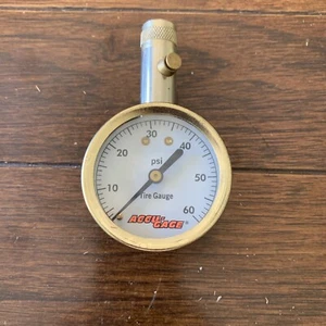 Vintage ACCU-GAGE 0 - 60 psi Tire Gauge - Picture 1 of 3