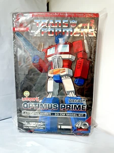 yolopark OPTIMUS PRIME transformers g1 generation 1 amk pro model kit hasbro NEW - Picture 1 of 3