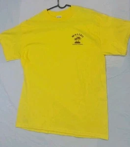 Malibu Rum Tropical Banana Shirt Classic Logo Fruit Flavored Liquor Alcohol Rare - Picture 1 of 7