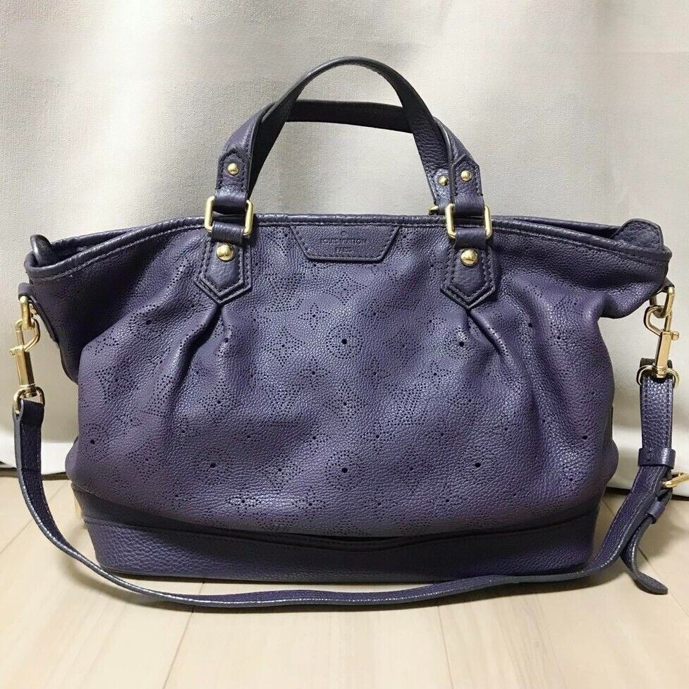 Louis Vuitton Mahina Black Bags & Handbags for Women for Louis Vuitton Mahina Black Bags & Handbags for Women for