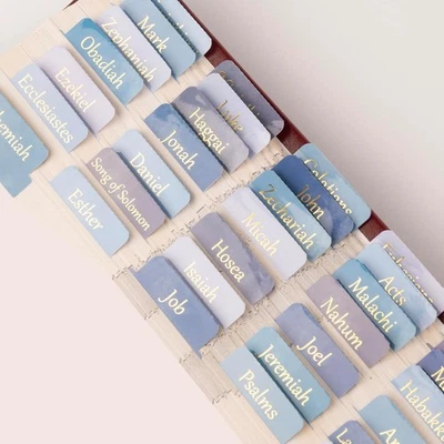 Pestañas bíblicas laminadas Lumintutu, lámina dorada impresión grande acuarela azul  Foto 1 de 4