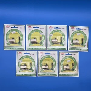 Model Power 8562 N SCALE Left Hand Hanging Traffic Light LOT OF 7 NEW - Picture 1 of 3