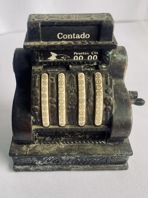 ANCIEN TAILLE CRAYON - CAISSE ENREGISTREUSE- TRÈS RARE- VINTAGE- METAL- PLAY ME - Photo 1/4