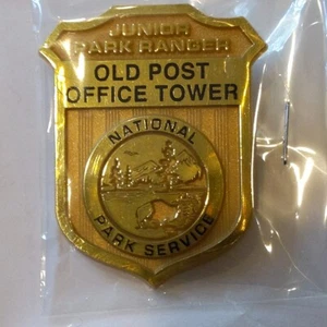 OLD POST OFFICE TOWER SERVICE Junior National Park Ranger Plastic Souvenir Badge - Picture 1 of 2