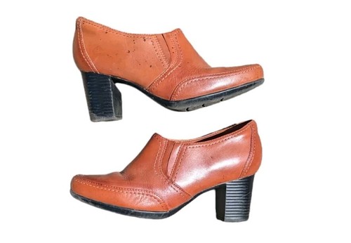 Mocassini Clarks Premise Chelly marroni in pelle tacco da donna taglia 9M