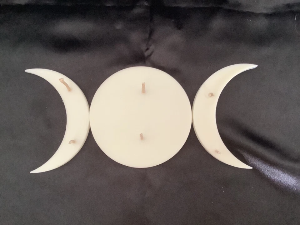 Triple Goddess Candle - Image 1 of 1