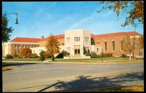 CHURCH OF THE LATTER DAY SAINTS - LETHBRIDGE, ALBERTA POSTCARD - Picture 1 of 1