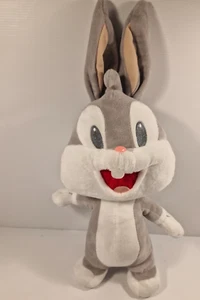 Juguete de peluche suave Baby Looney Tunes Warner Bros. Movie World Baby Bugs Bunny 42 cm - Imagen 1 de 7