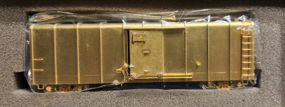 Overland Models HO Scale B&O M-15' Boxcar Brass  - Image 1 of 4
