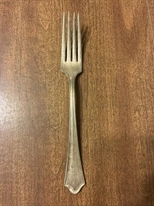 Antico NF Argento Co. Forchetta da servizio - 1877 incisa Lawrence’s 7” - Foto 1 di 4