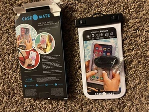 case mate waterproof pouch with lanyard- open box - Picture 1 of 3