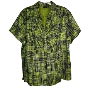 Apt 9 Womens Button Up Shirt Plus Size 2X Short Sleeve V Neck Abstract Green NWT - Picture 1 of 10