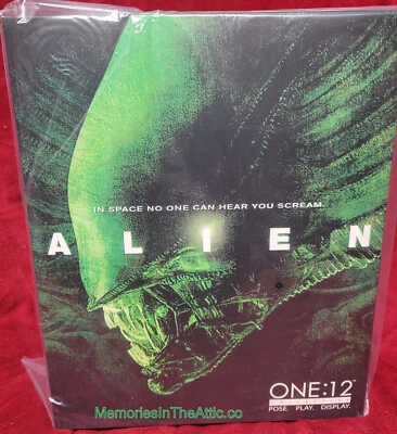 Figura de acción Mezco Toyz One:12 Collective Alien Edición Deluxe Egg Facehugger+ Foto 1 de 4