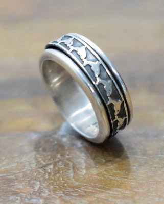 Ring Sterling Silver Etched Spinner Band Ring - Image 1 of 2