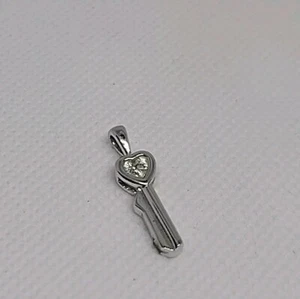 Sterling Silver 925 Heart Key Single CZ Pendant Hallmarked - Bild 1 von 7