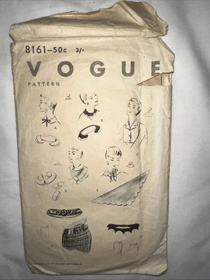 Vogue 8161 Womens Accessories Vintage Collar Dicky Cuffs Sewing Pattern 1950s - Image 1 of 4