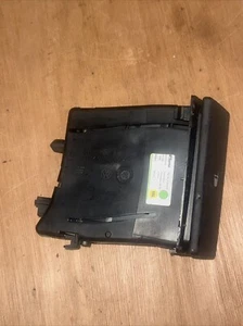 Volkswagen Polo 9N 2003 CUP Holder Drinks 6Q0858601F - Picture 1 of 6