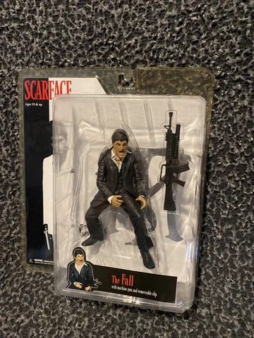 Mezco 2005 Scarface Tony Montana - The Fall 7" Action Figure New Dmg Pkg Cover