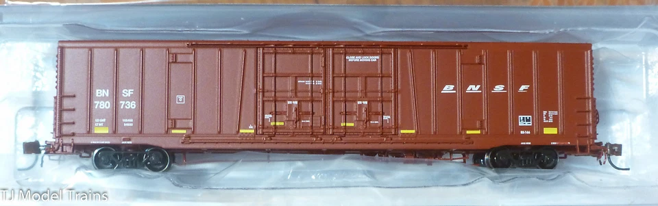 BLMA Models N #18066 (Rd #780736) BNSF (Powerbar Logo)Bx-166 60' Beer Car - Image 1 of 1