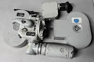 Bell & Howell USAF Military Aircraft 35mm Movie Camera Type A-6A Body Magazines - Picture 1 of 17