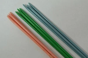 3.25mm (10 gauge) PATONS BEEHIVE Double Point Needles - choose length - Picture 1 of 1