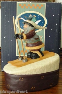 Vela ovalada Williraye Studio con figura de esquí SANTA en caja XC5382  - Imagen 1 de 5