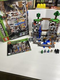 Retired LEGO Minecraft The Mine (21118) 100% Complete w/ Orig. Box, Instructions