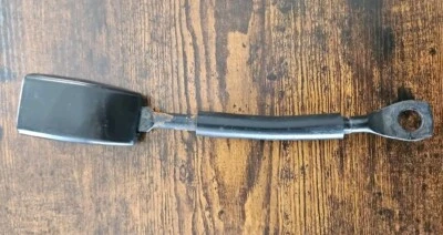 3711400C1 - International TRUCK Left Driver Seat Belt Buckle - OEM  - Image 1 of 3