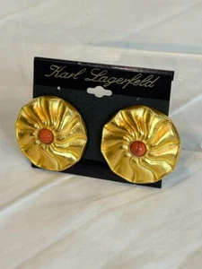 VTG Karl Lagerfeld Gold-Tone Swirl Circle Coral Clip On Earrings on Cardback - Picture 1 of 11