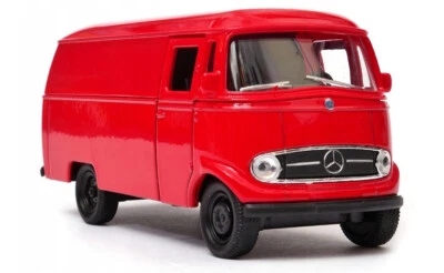 Welly Mercedes Benz L319 Red 1:34 1:39 Scales US IMPORT DUTIES PAID - Image 1 of 4