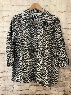 Top Kim Rogers Mujer 1X Gris Estampado Animal Abotonado Plus Algodón Guepardo Leopardo Foto 1 de 4