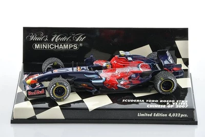 F1 TORO ROSSO STR2 Vettel Chinese GP 2007 2007 1/43 MINICHAMPS 400070119 - Image 1 of 3