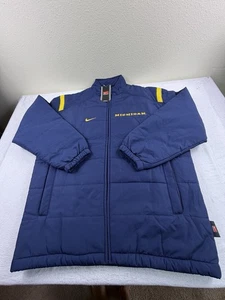 Parka invernale Nike Michigan Wolverines Authentic Team fondo di magazzino taglia Lg (2003) nuovo - Foto 1 di 12