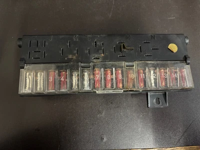 Volkswagen Rabbit MKI Fuse Box # 171-941-821A - Image 1 of 2