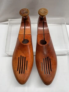 Vintage Florsheim Wooden Shoe Tree Mold Stretcher, 10 1 Size - Picture 1 of 4