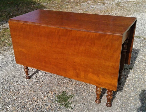 Antique Cherry Drop Leaf Gate Leg Table w 6 Legs 1850s Era Cover
