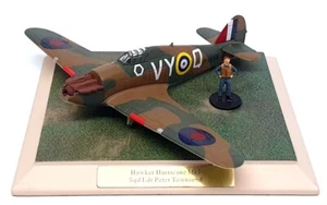 Corgi 1/72 Scale AN32011 - Hawker Hurricane MKI 85 Sqn RAF Peter Townsend - Picture 1 of 6