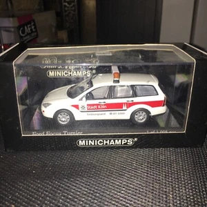 1:43 Minichamps Ford Focus Turnier 1997 Ordnungsamt 430087091  Model Police NEW - Picture 1 of 3
