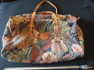 Rula vintage tapestry Holdall.Weekend bag. - Picture 1 of 12