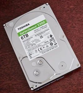 Toshiba Surveilance S300 6TB AF 3.5'' HDD 5400Rpm 256Mb - Picture 1 of 1