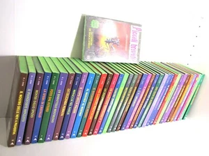 Lotto 10 libri Piccoli Brividi Stine numeri quasi tutti nuovi come descrizione - Foto 1 di 10