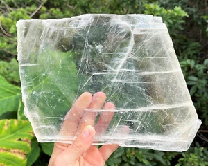 ¡Losas y soporte de selenita natural JUMBO! Rebanada de selenita cruda, placa de cristal de selenita - Imagen 1 de 10