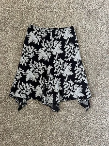 Nic + Zoe Aster Floral Jacquard Asymmetrical Skirt SMALL - Picture 1 of 4